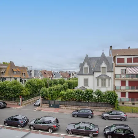 Lägenhet Le Grand Large By Interhome Deauville